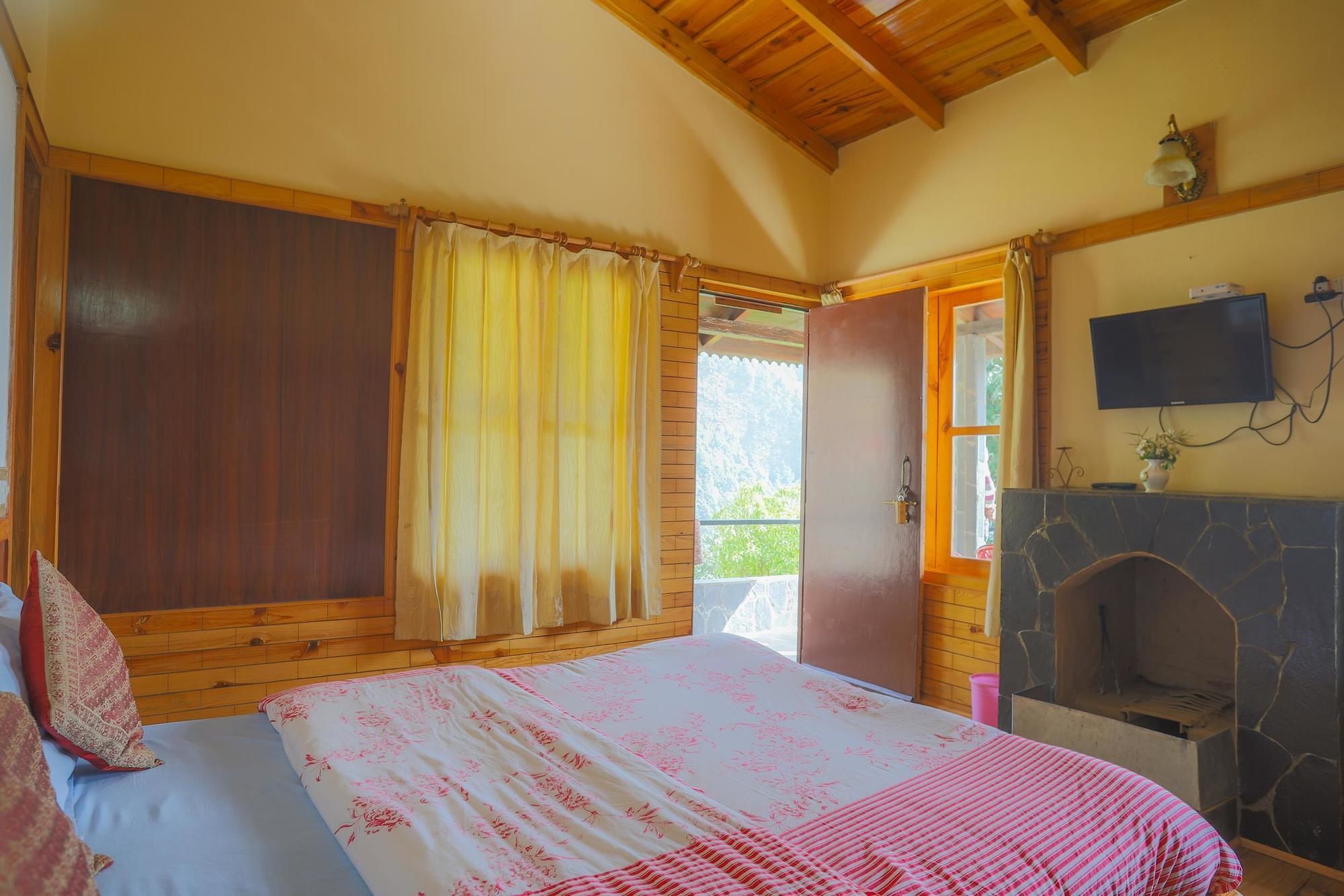 V Resorts The Nest Cottage Nainital Eksteriør billede