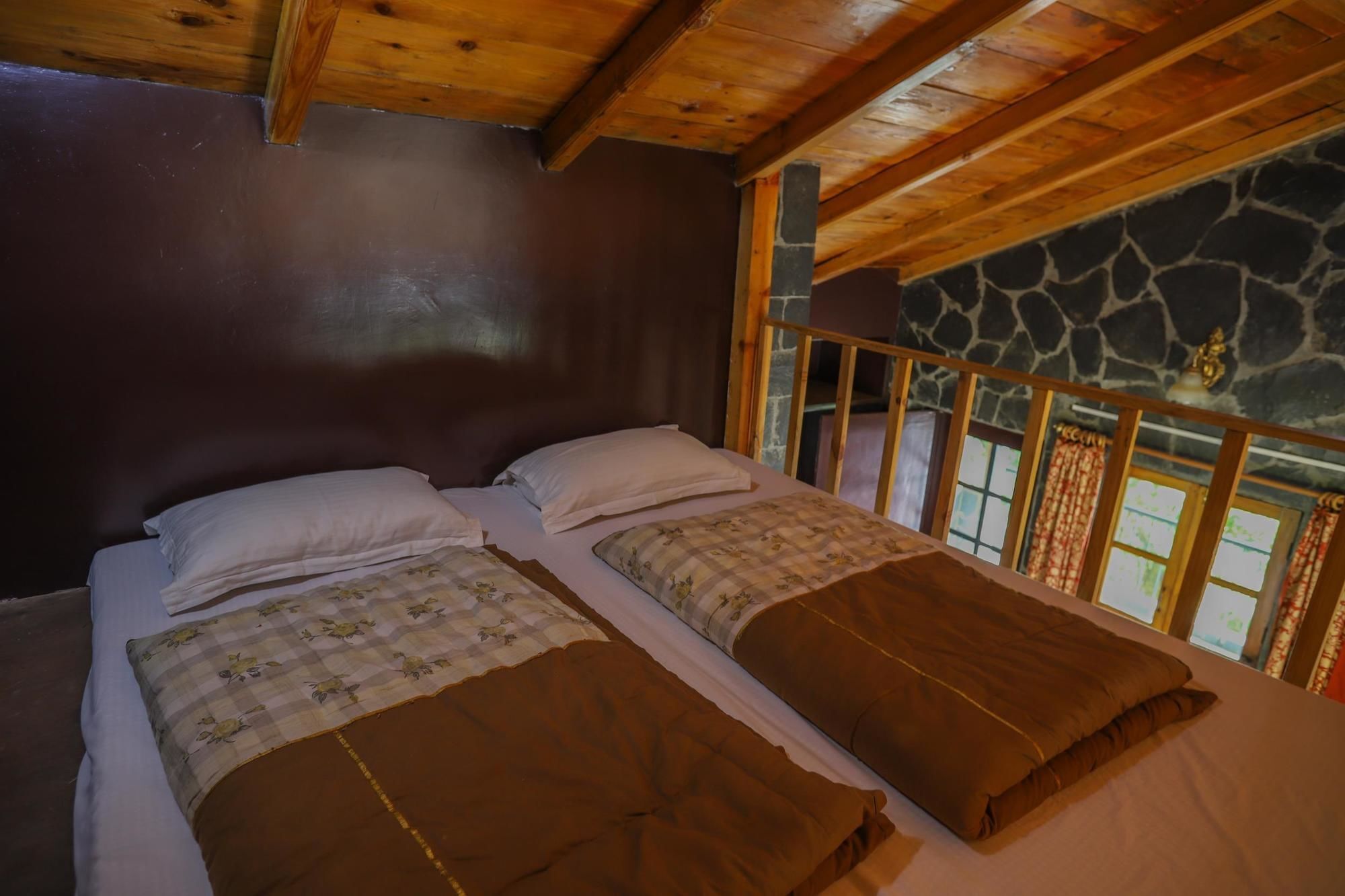 V Resorts The Nest Cottage Nainital Eksteriør billede
